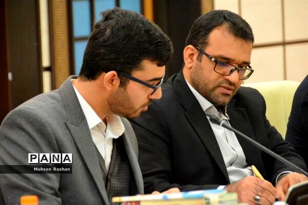 نشست شورای پشتیبانی سواد‌آموزی استان بوشهر