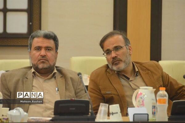 نشست شورای پشتیبانی سواد‌آموزی استان بوشهر