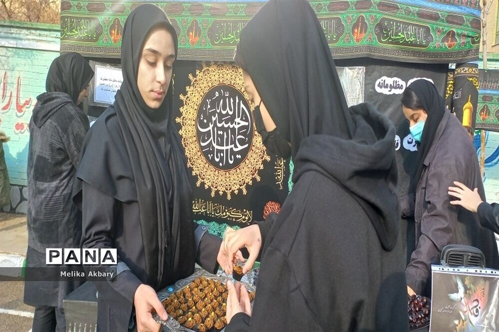 برپایی موکب بمناسبت دهه فاطمیه در دبیرستان دخترانه پرالک