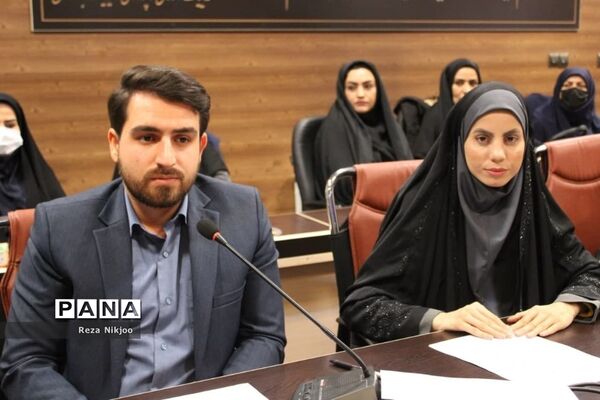 تجلیل از پژوهشگران برتر ناحیه یک بهارستان