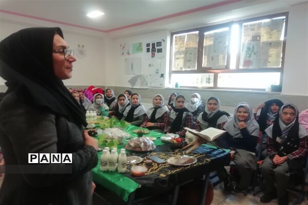 مراسم نوگلان فاطمی در دبستان برکاتی ناحیه دو شیراز