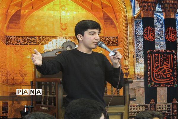 عزاداری دانش‌آموزان شهرستان پردیس در روز شهادت حضرت فاطمه زهرا(س)