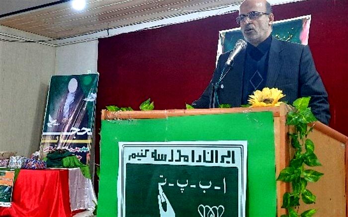 کار سنگین در حوزه سوادآموزی بر عهده آموزش‌دهندگان است