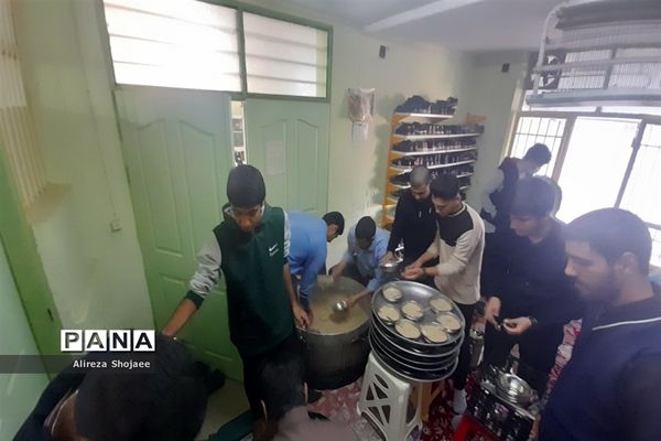 مراسم عزاداری فاطمی در دبیرستان آیت الله خامنه‌ای،کاشمر