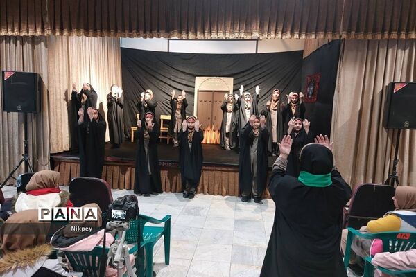 بزرگداشت شهادت حضرت فاطمه(س) در دبیرستان حجاب منطقه ۱۳