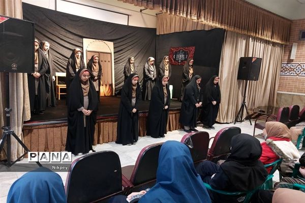 بزرگداشت شهادت حضرت فاطمه(س) در دبیرستان حجاب منطقه ۱۳