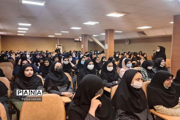 گرامیداشت شهادت بانوی دو عالم در دبیرستان فرهنگ منطقه ۱۳