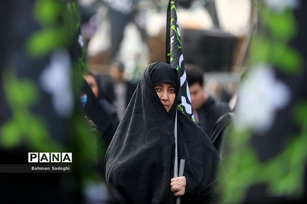 اجتماع فاطمیون در میدان هفت تیر