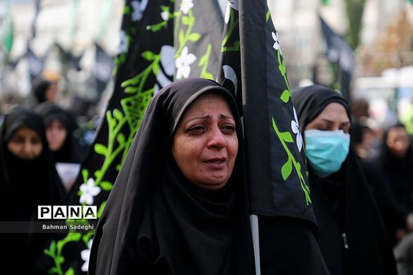 اجتماع فاطمیون در میدان هفت تیر