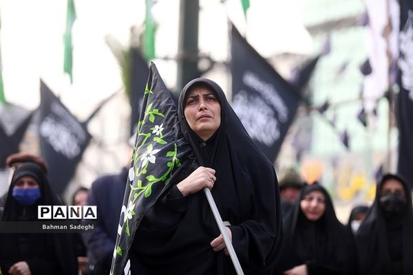 اجتماع فاطمیون در میدان هفت تیر