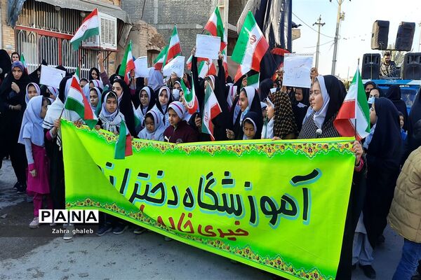 استقبال نوجوانان و جوانان بافقی از شهید گمنام