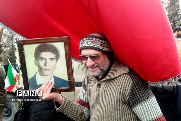 مراسم تشییع پیکر مطهر شهید گمنام  در شیراز