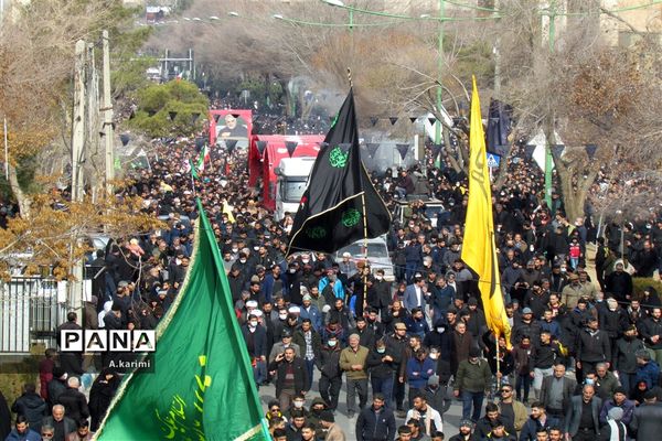 تشییع پیکر پاک شهدا گمنام در سالروز شهادت حضرت زهرا (س) در اصفهان