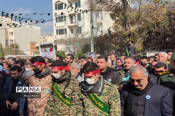 مراسم تشییع شهید گمنام دانش‌آموز در روز شهادت حضرت فاطمه (س) در فارس