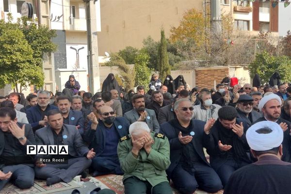 مراسم تشییع شهید گمنام دانش‌آموز در روز شهادت حضرت فاطمه (س) در فارس