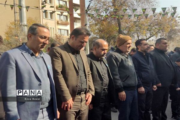 مراسم تشییع شهید گمنام دانش‌آموز در روز شهادت حضرت فاطمه (س) در فارس