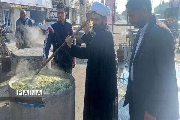 پخت و توزیع آش نذری برای ۲۳ هزار نفر عزاداران شهادت حضرت فاطمه زهرا(س) در شهرستان کارون