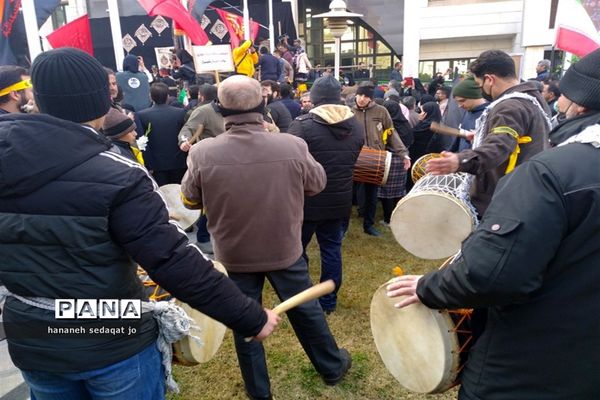 مراسم تشییع شهید گمنام دانش‌آموز در روز شهادت حضرت فاطمه (س) در فارس