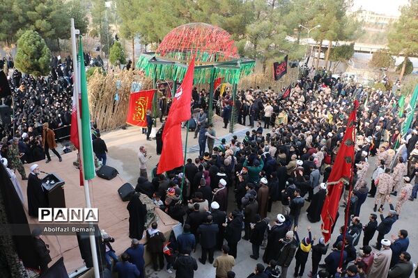 تشییع و خاکسپاری شهید گمنام 16 ساله در دانشگاه فرهنگیان قم
