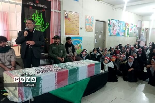 تشییع شهید گمنام در مدارس کاشان