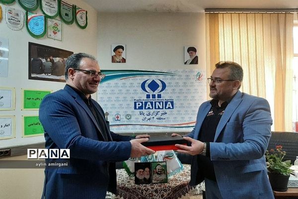 نشست هم‌اندیشی مدیران سازمان دانش آموزی مناطق شهرتهران