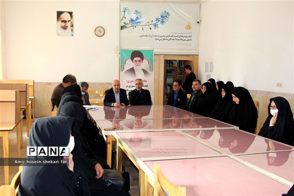 افتتاح بخش نوسوادان کتابخانه شهید دهقان ناحیه ۲ یزد