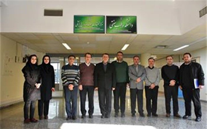 لزوم همکاری اساتید طب سنتی و طب مدرن در حوزه سلامت