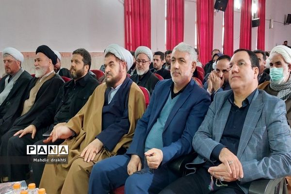 نشست روشنگری یوم الله ۹ دی در شهرستان بهارستان