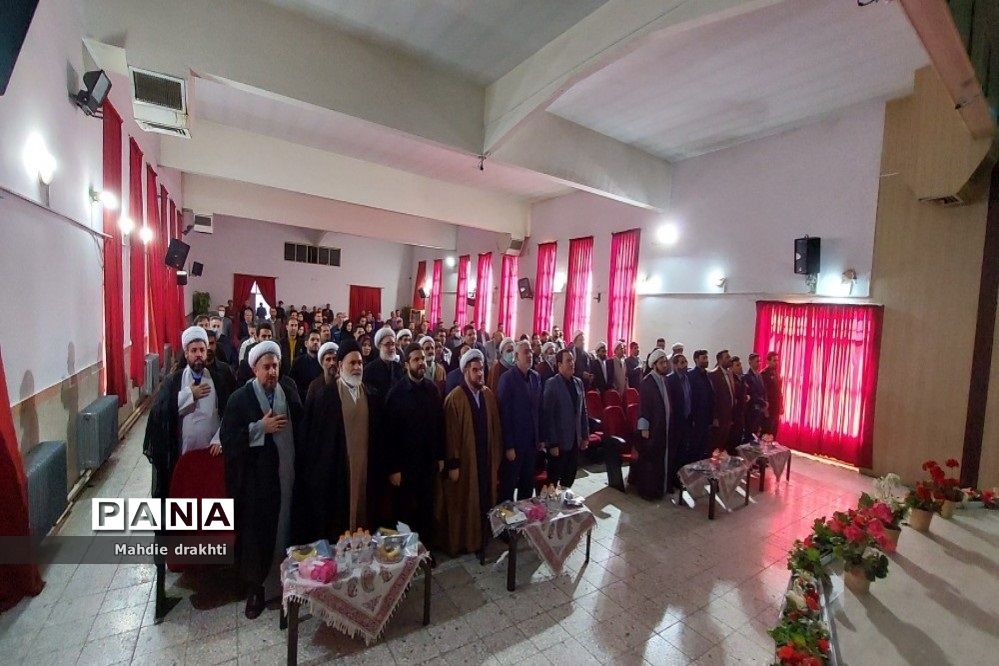 نشست روشنگری یوم الله ۹ دی در شهرستان بهارستان