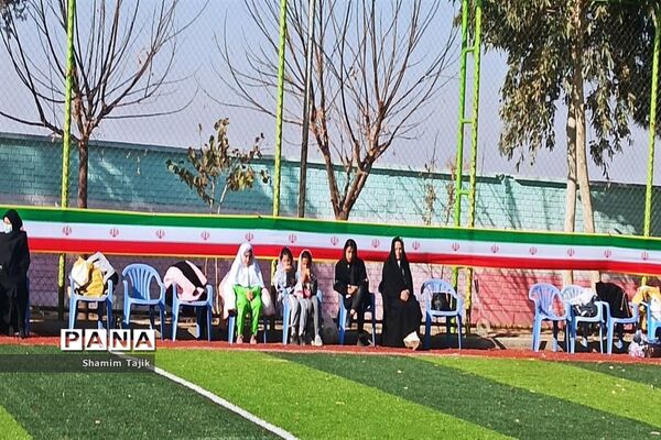 استفاده خانوادگی دانش‌آموزان از فضاهای ورزشی شهر جوادآباد
