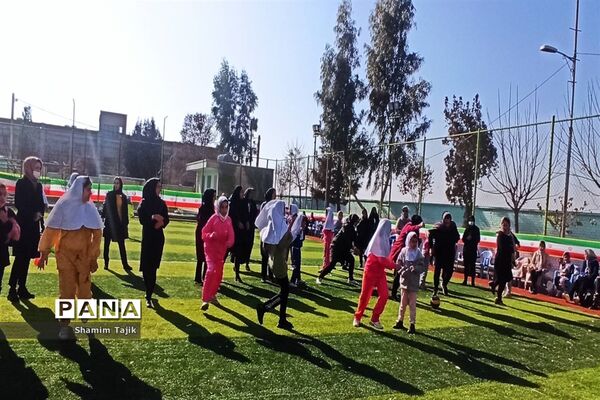استفاده خانوادگی دانش‌آموزان از فضاهای ورزشی شهر جوادآباد