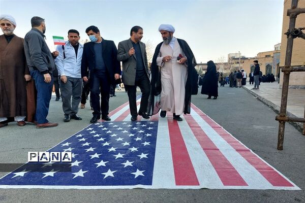 تجمع پرچمداران بصیرت در نمازجمعه ملارد
