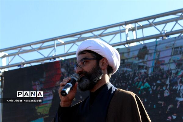 زمستان نایین با حضور کاروان اهالی بهشت، بهاری شد