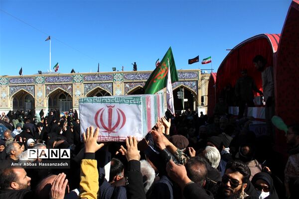 زمستان نایین با حضور کاروان اهالی بهشت، بهاری شد