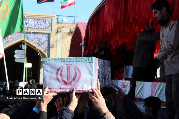 زمستان نایین با حضور کاروان اهالی بهشت، بهاری شد
