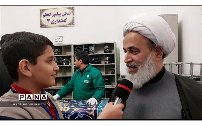زیبایی  ۹ دی به خودجوش بودن و مردمی بودن آن است