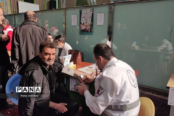 برپایی میزخدمت به صورت گسترده در بخش‌های شهرستان دماوند