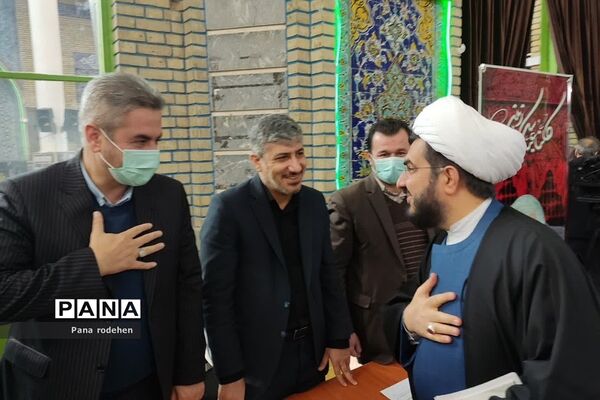 برپایی میزخدمت به صورت گسترده در بخش‌های شهرستان دماوند