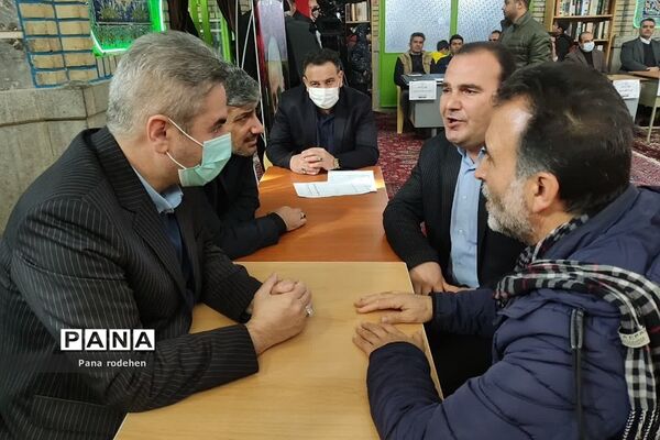 برپایی میزخدمت به صورت گسترده در بخش‌های شهرستان دماوند