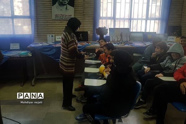 مراسم بزرگداشت سالگرد شهادت حاج قاسم در دبستان پسرانه سما رودهن