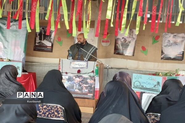 تشییع پیکر شهیدان گمنام در اداره آموزش و پرورش منطقه ۱۳