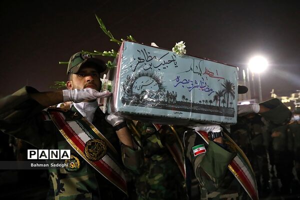 تشییع پیکر سه شهید گمنام در دانشگاه افسری امام علی(ع)