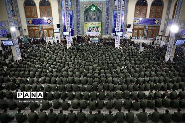 تشییع پیکر سه شهید گمنام در دانشگاه افسری امام علی(ع)
