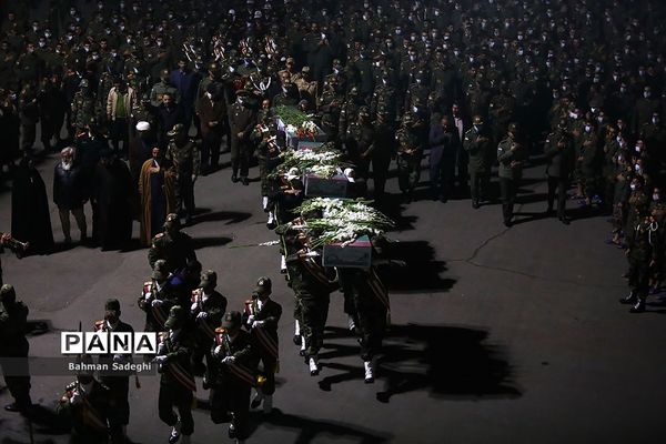 تشییع پیکر سه شهید گمنام در دانشگاه افسری امام علی(ع)