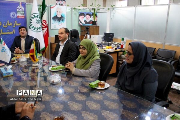 نشست هم‌اندیشی مدیران سازمان دانش‌آموزی استان بوشهر و سازمان دانش‌آموزی استان لرستان