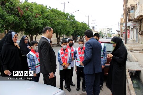 دیدار دانش‌آموزان تشکل‌های دانش‌آموزی با رئیس و کارکنان نهضت سوادآموزی استان بوشهر