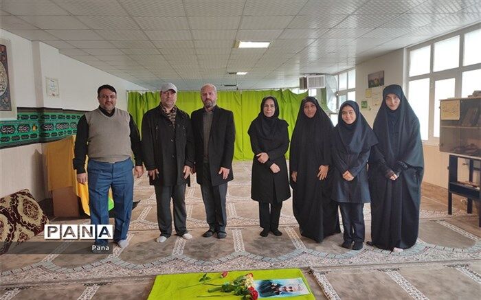 بازدید داوران حوزه هنری شهر تهران از نمایش «منم سردار» در شهرستان رباط‌کریم