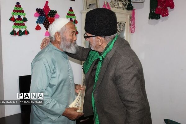 دیدار فرماندهان بسیج فشافویه با خانواده شهدای مدافع حرم