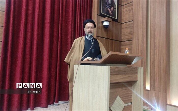 بصیرت و تشخیص حق از باطل، ضرورت انکارناپذیر زمان کنونی است