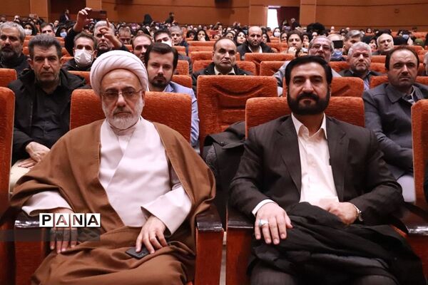 همایش «بصیرت و مقاومت» به‌مناسبت سالگرد حماسه ۹دی و سومین سالگرد شهادت سردار شهید سلیمانی
